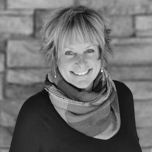 Cathy Douglas-headshot