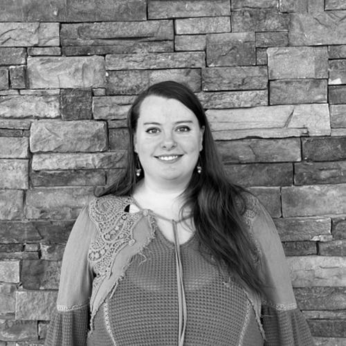 Ariel Newton-headshot